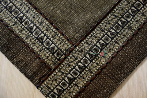 faktura obrusa gobelinowego